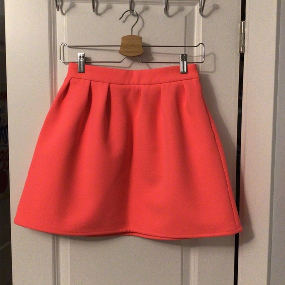 Beautiful skirt - Picture 2 of 6